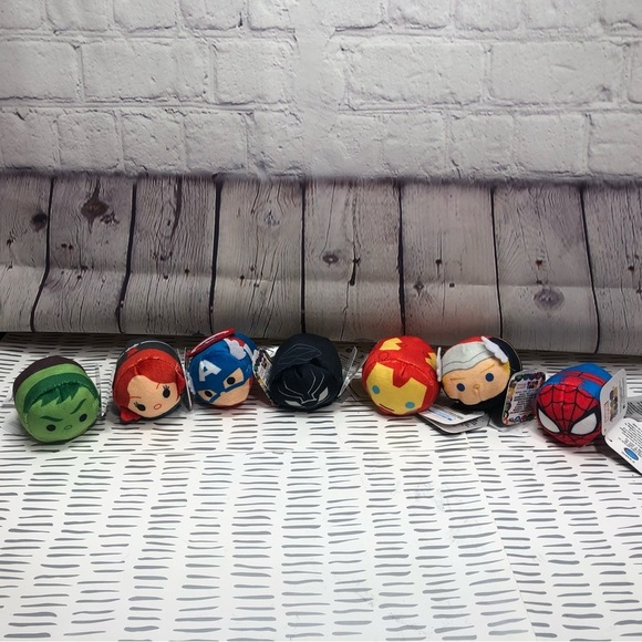 TSUM TSUM MARVEL DISNEY